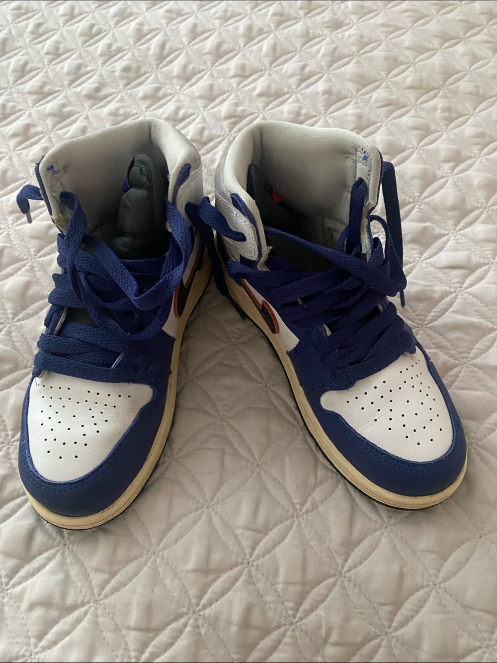 Nike Kids High-Top Sneakers in White, Royal Blue and Black